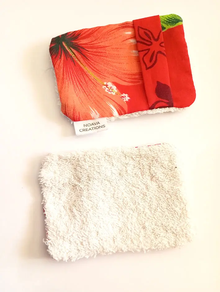 Lot de 4 Lingettes "fleuri rouge"